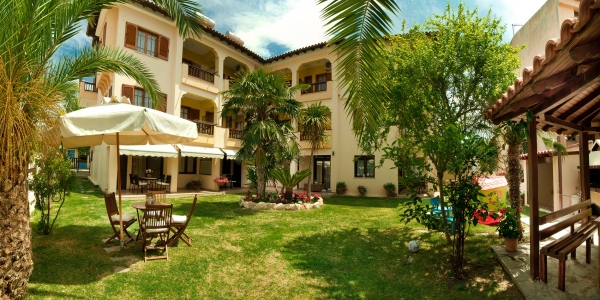 Kassandrinos Apartments Maria